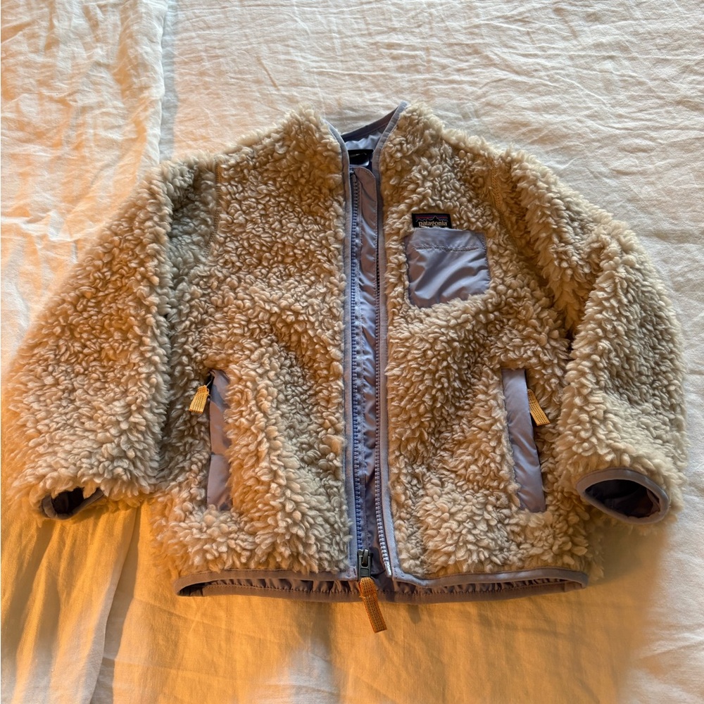 NWOT Patagonia fleece 4T